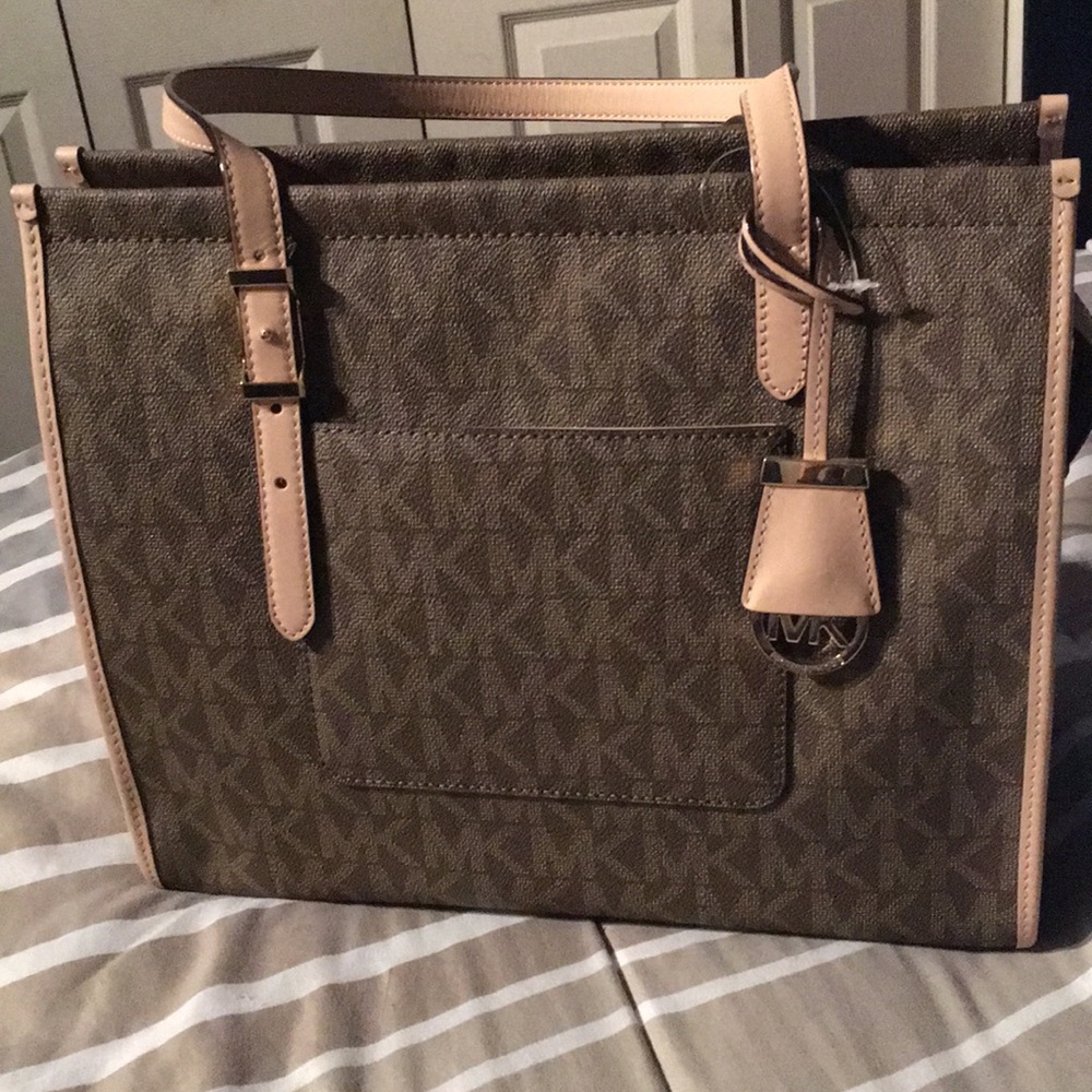 Michael Kors Darien tote